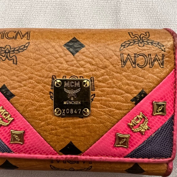 ❌❌❌Authentic Preloved MCM wallet❌❌❌ - Picture 3 of 15